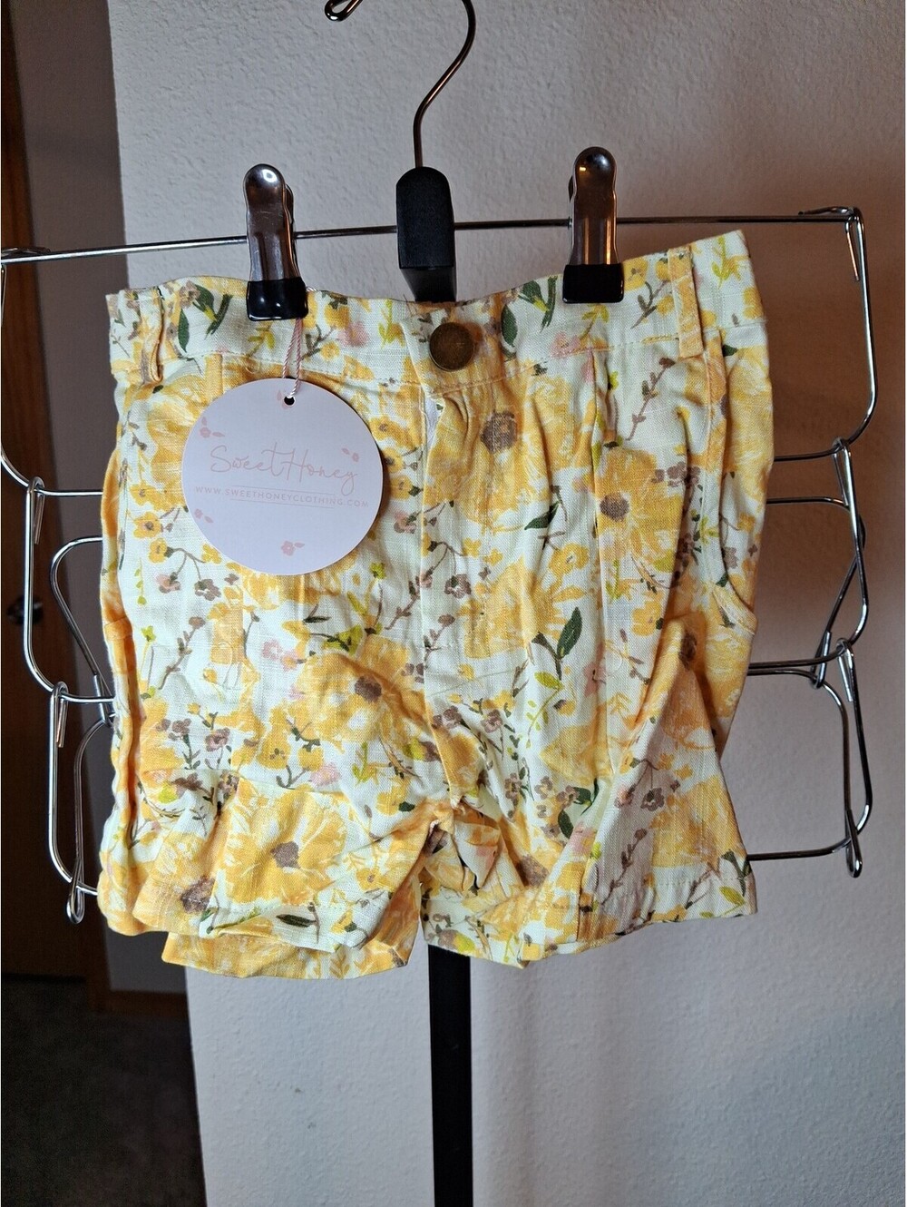 Sweet Honey Yellow Floral Linen Shorts size 12Y